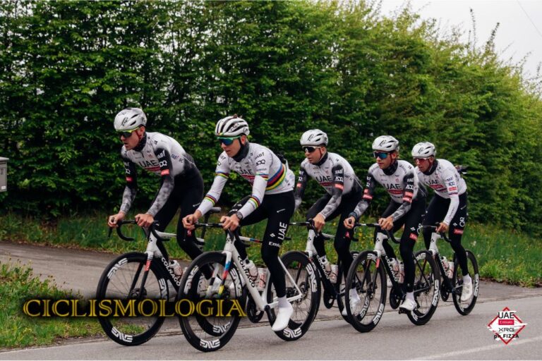 TADEJ POGACAR UAE CICLISMOLOGIA