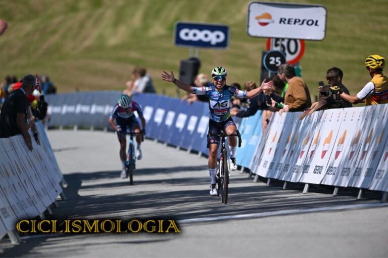 TOUR FEMENINO NORUEGA
