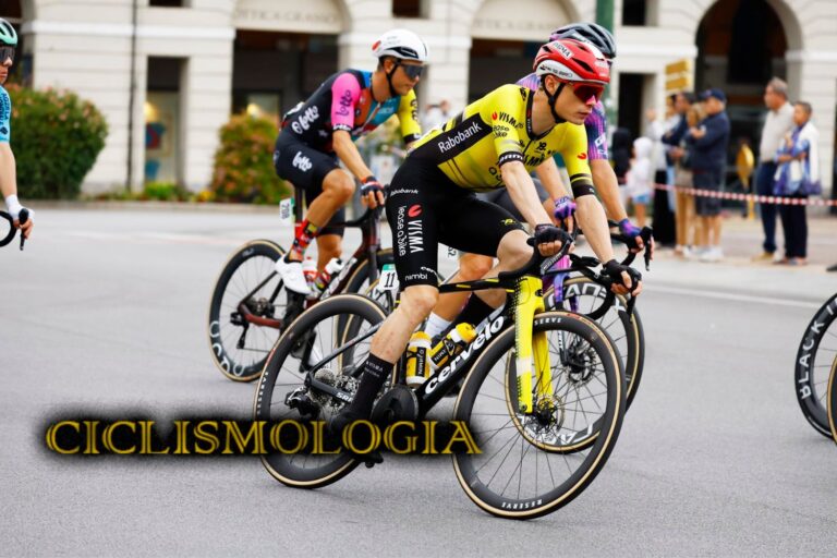 JONAS VIMGEGAARD VUELTA A ESPAÑA