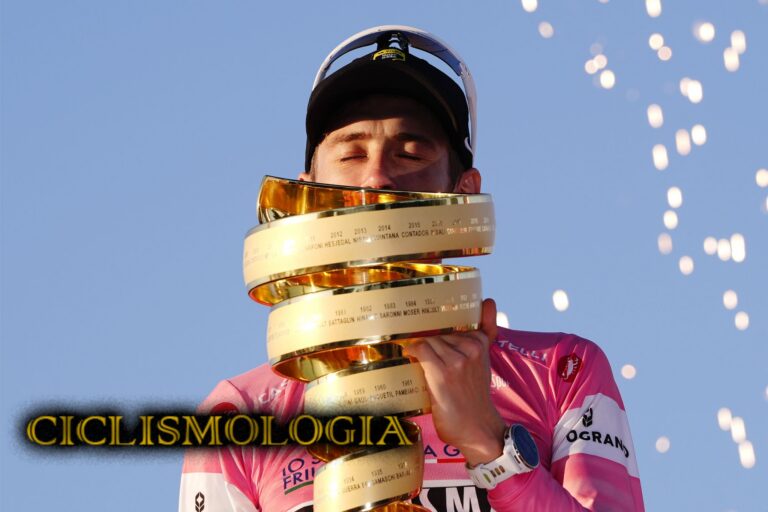 JONAS VINGEGAARD CAMPEÓN GIRO