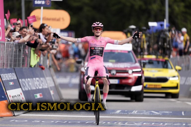 JONAS VINGEGAARD ETAPA 16 GIRO