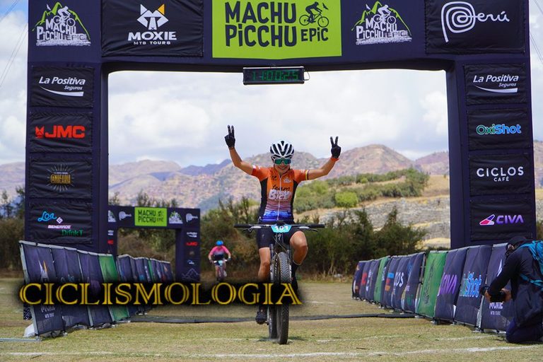 SILVANA GÓMEZ MTB MACHU PICHU